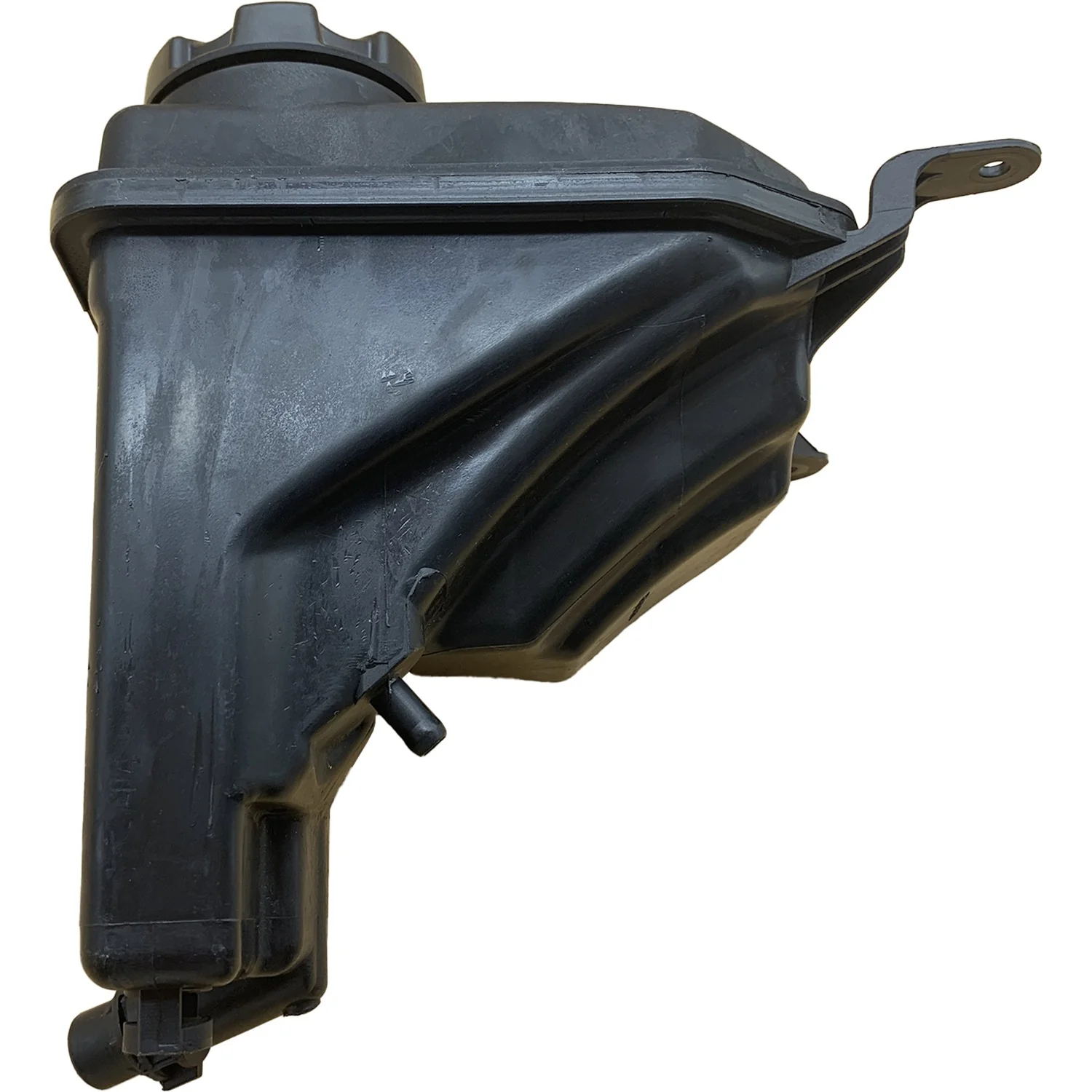Global Parts 2411076 Engine Coolant Reservoir - Image 3