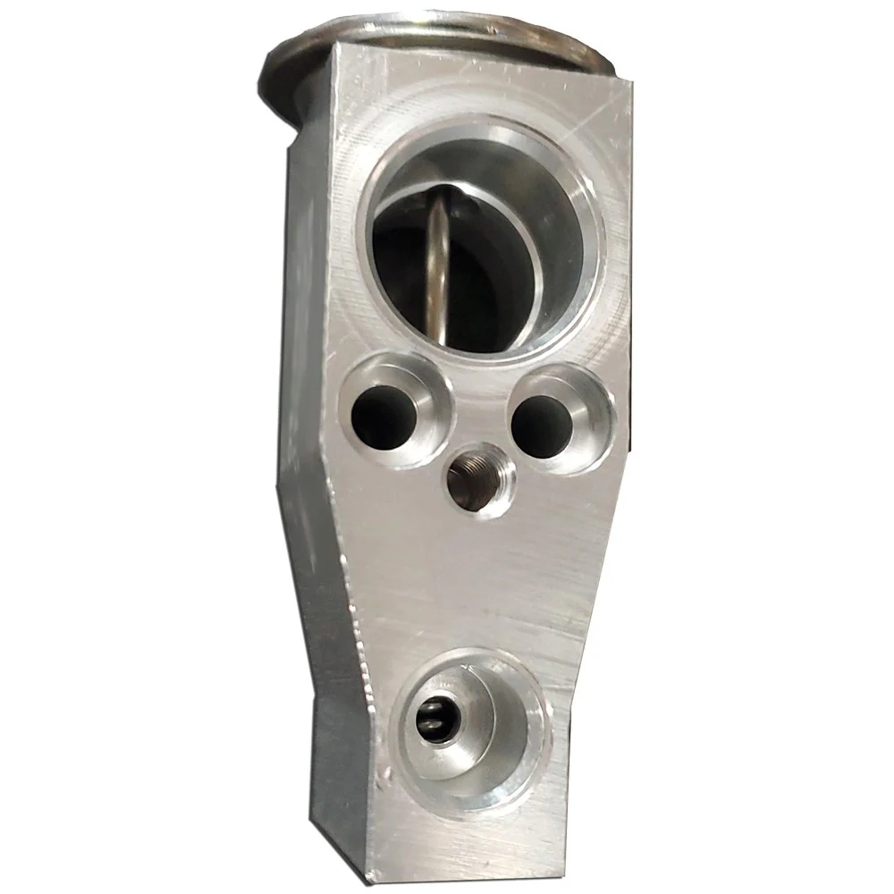 Global Parts 3412034 A/C Expansion Valve - Front
