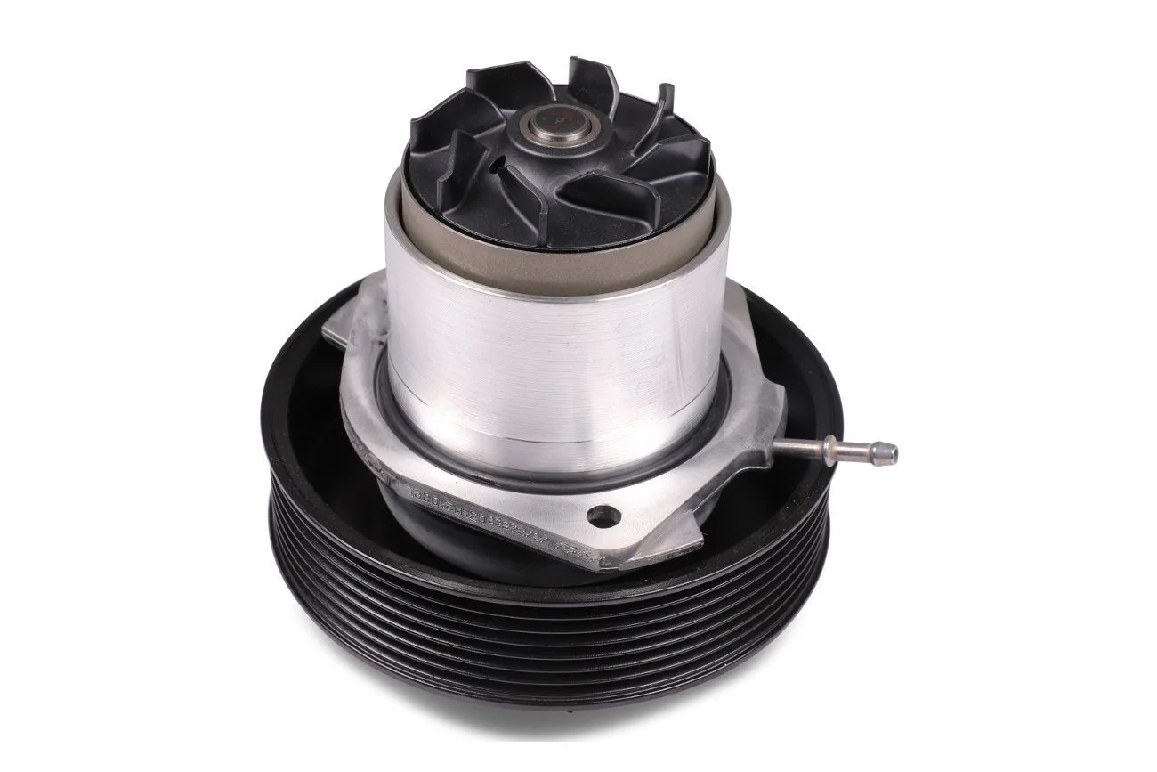 Hepu P693 Engine Water Pump - Image 2